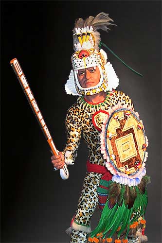 Mixed Media Sculpture of an Aztec Leopard Warrior wielding a<br /> macuahuitl by American artist George Stuart. Image courtesy of the<br /> Historical Figures Foundation, Ojai, California.